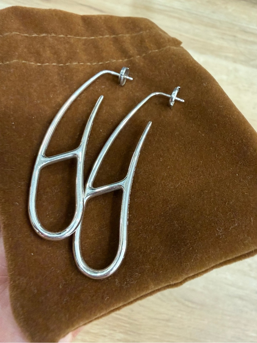 Hermès Chaine d'Ancre Punk (or Twist) Hoop Earring - Picture 6 of 7